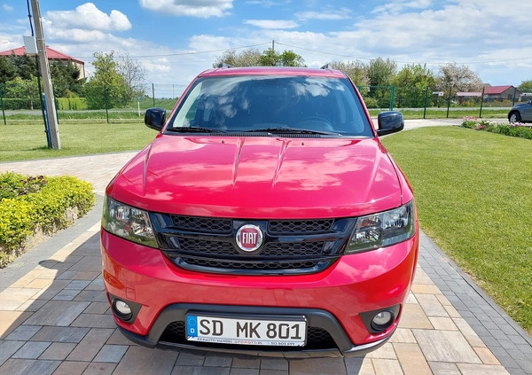 Fiat Freemont cena 54500 przebieg: 142000, rok produkcji 2015 z Lesko małe 781